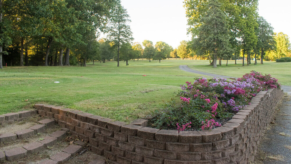 twin lakes number 6 tee